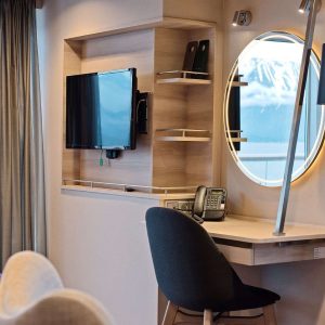 mc-expedition-suite-ms-roald-amundsen-4